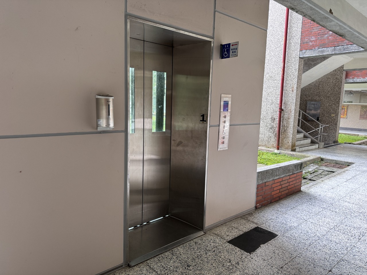電梯引導設施示意圖